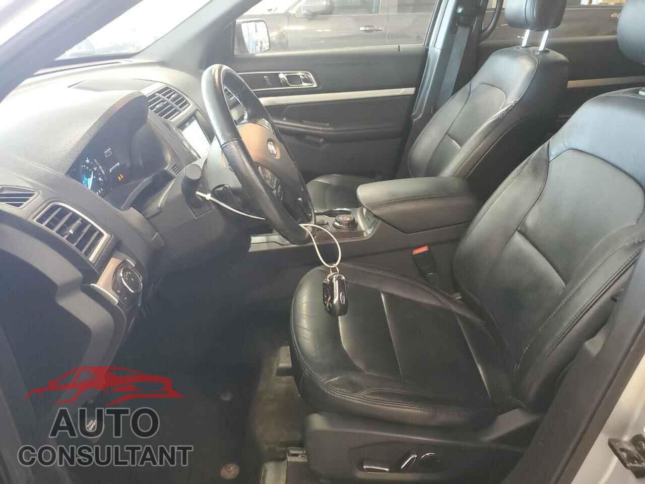 FORD EXPLORER 2017 - 1FM5K8D86HGD01871
