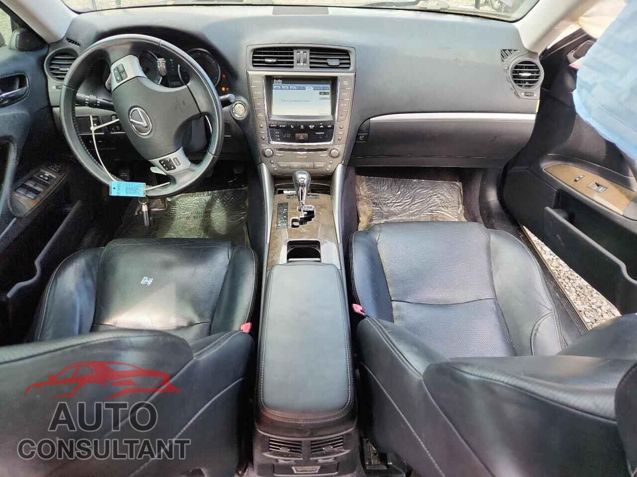 LEXUS IS 2012 - JTHBF5C2XC5168249