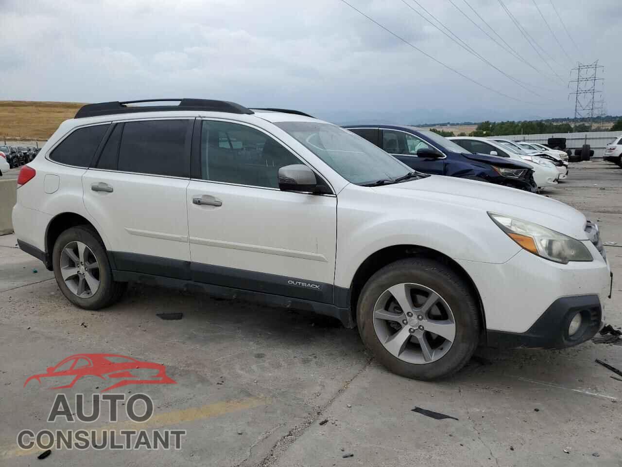 SUBARU OUTBACK 2013 - 4S4BRCSC5D3312175