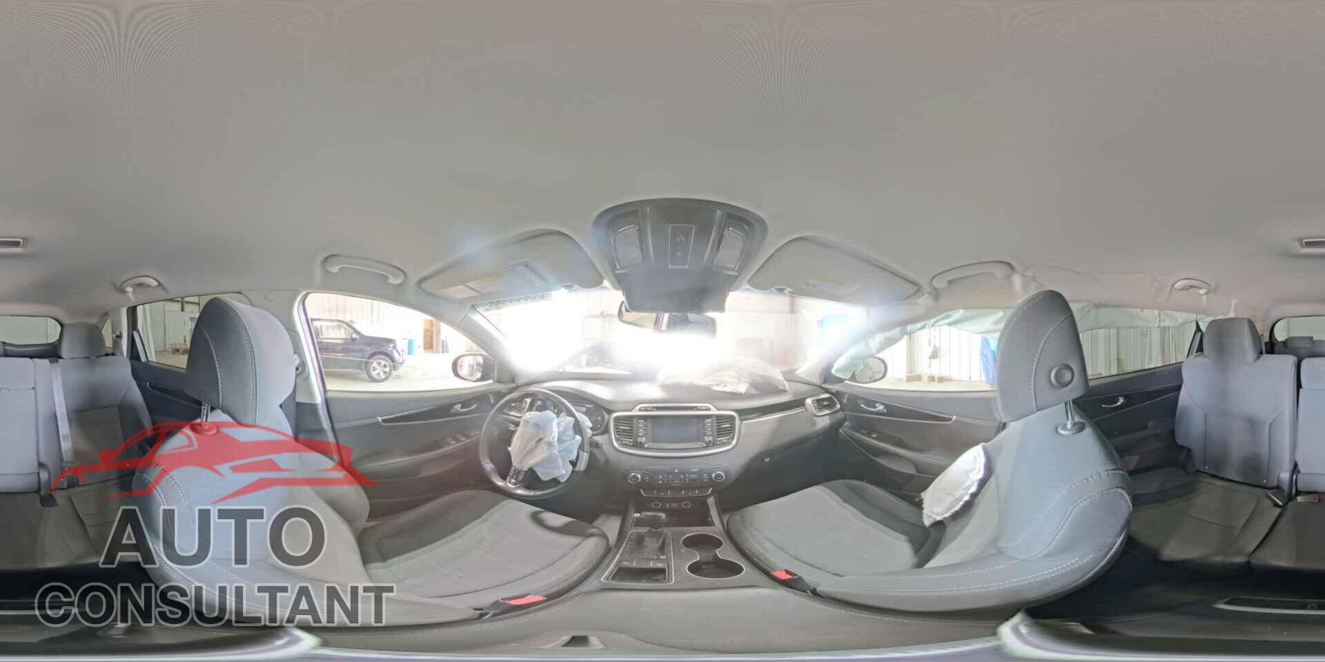 KIA SORENTO 2017 - 5XYPG4A33HG303578