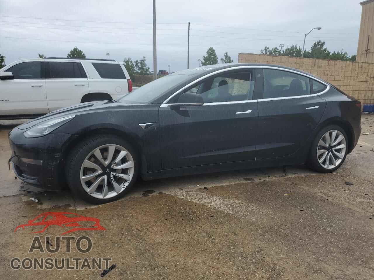 TESLA MODEL 3 2018 - 5YJ3E1EA7JF148512