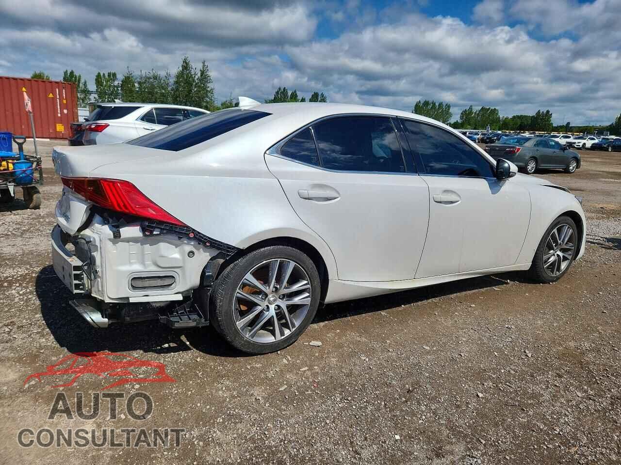 LEXUS IS 2017 - JTHBA1D23H5051979