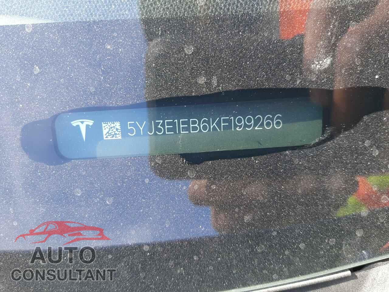 TESLA MODEL 3 2019 - 5YJ3E1EB6KF199266