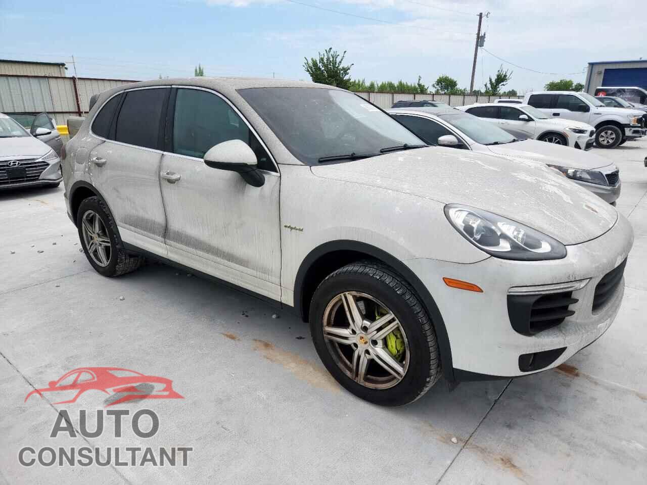 PORSCHE CAYENNE 2016 - WP1AE2A23GLA62064
