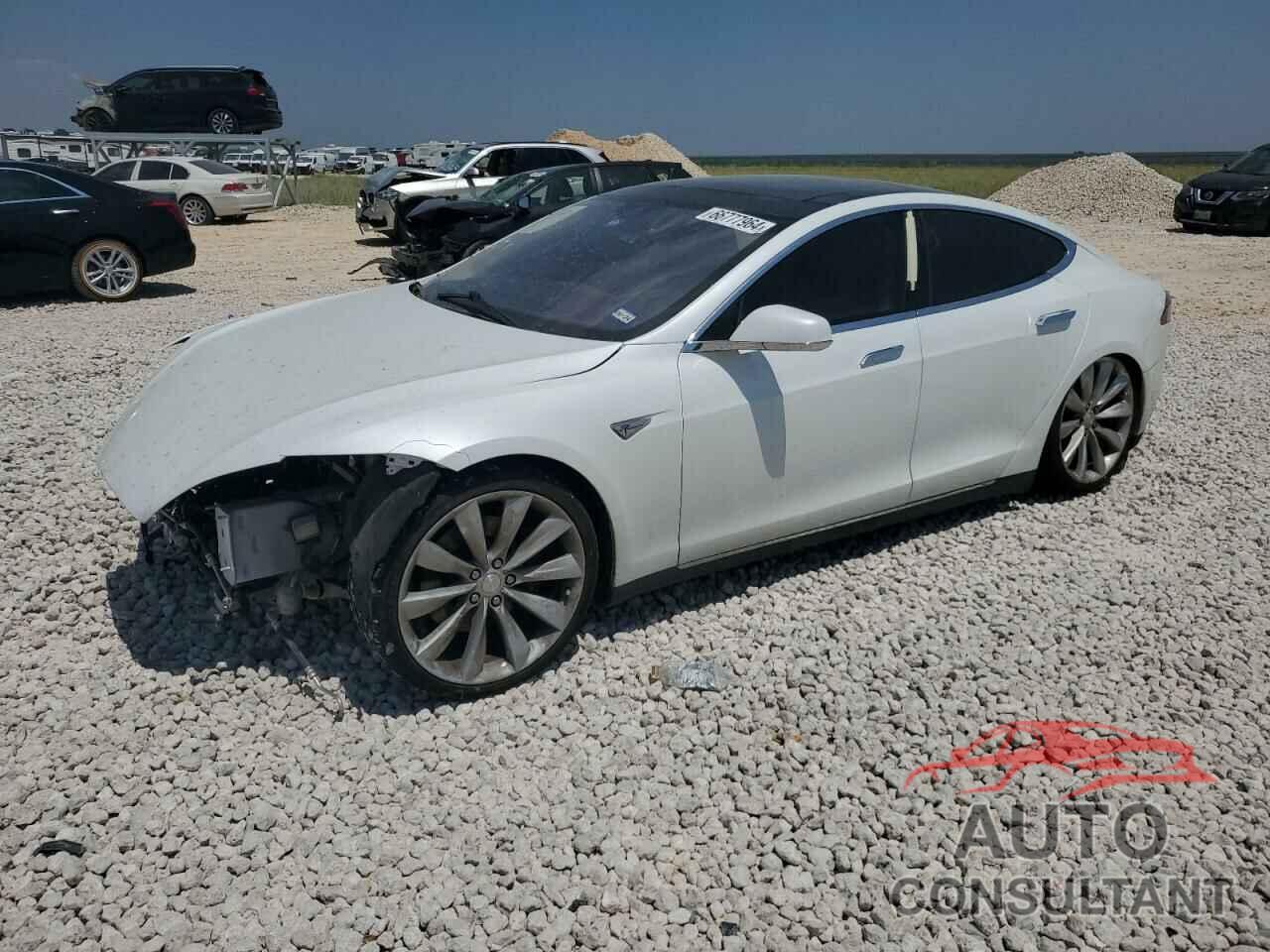 TESLA MODEL S 2015 - 5YJSA1H2XFF084856