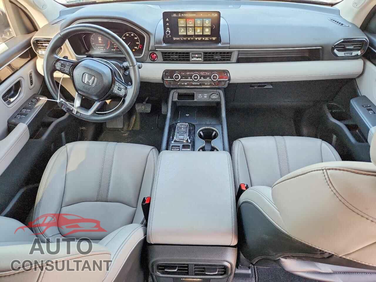 HONDA PILOT 2023 - 5FNYG2H75PB009767