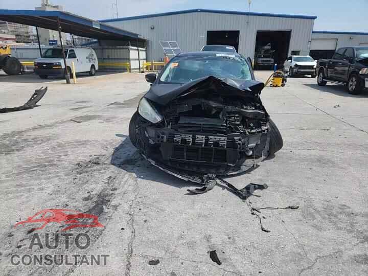 FORD FOCUS 2017 - 1FADP3N29HL272524