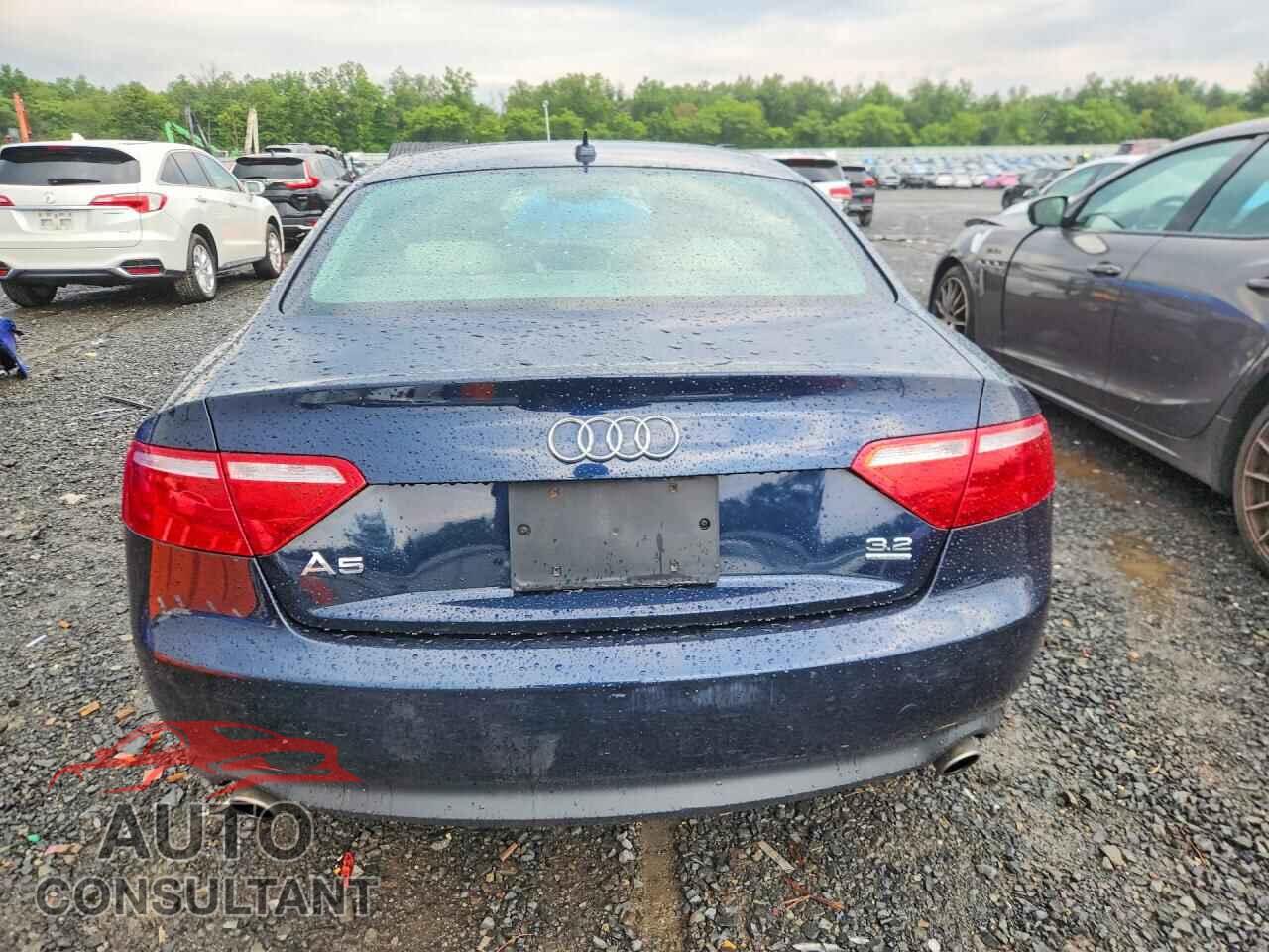 AUDI A5 2009 - WAUDK78T89A039944