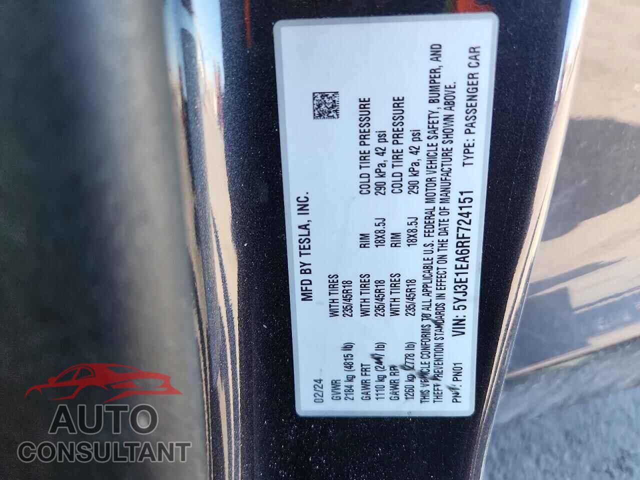 TESLA MODEL 3 2024 - 5YJ3E1EA6RF724151