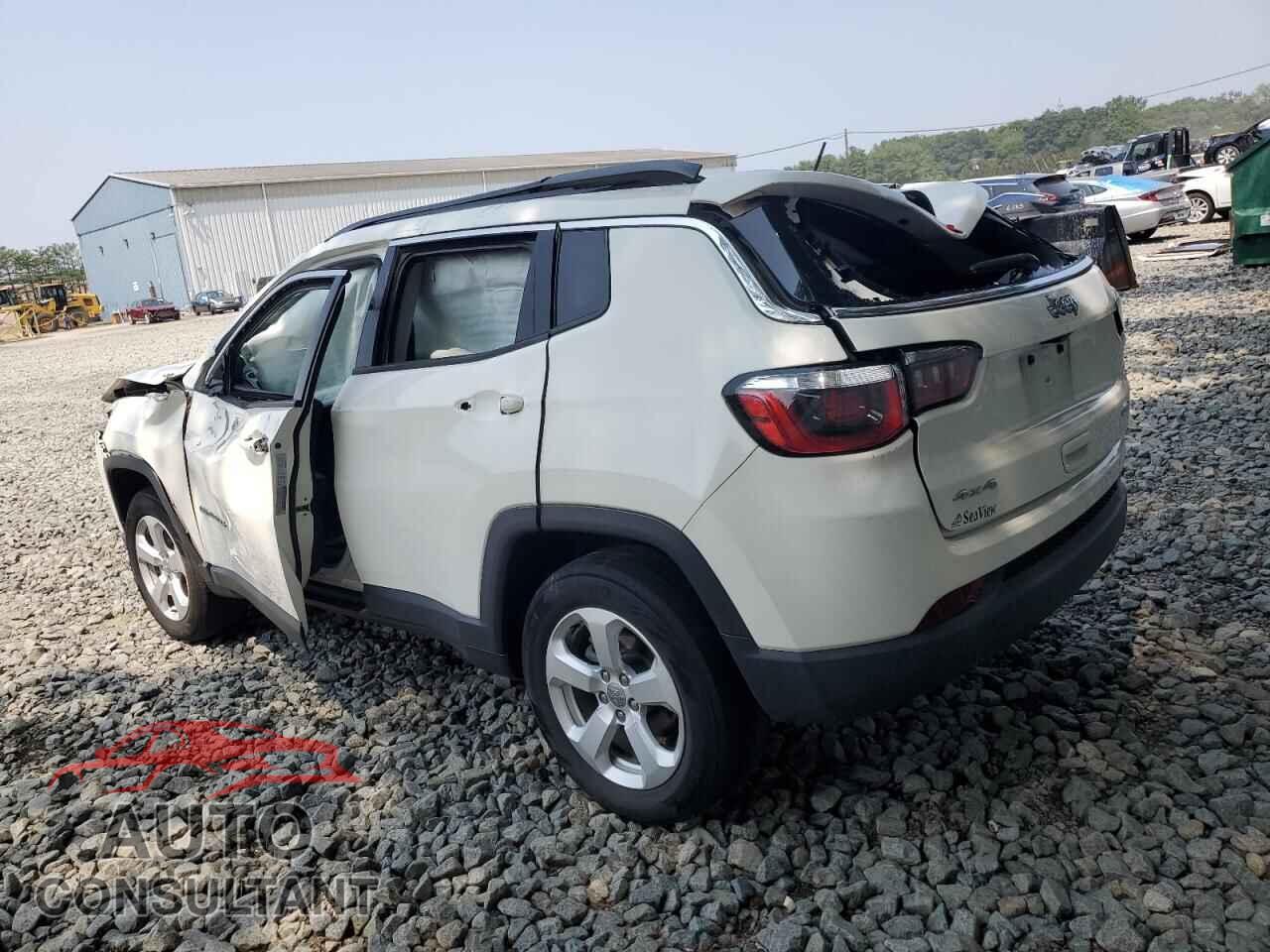 JEEP COMPASS 2019 - 3C4NJDBB2KT696021