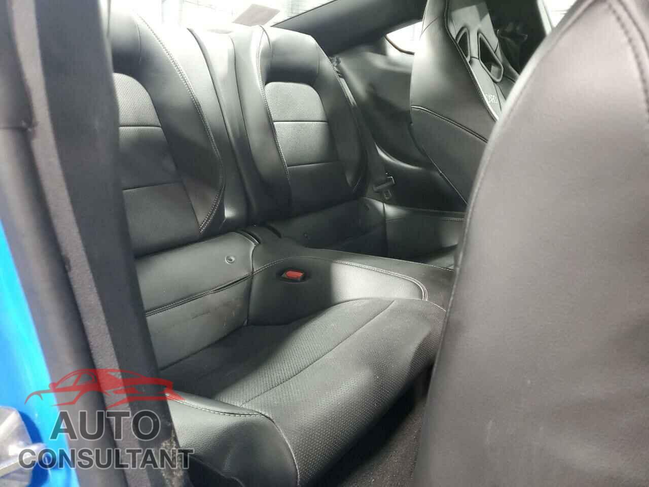 FORD MUSTANG 2022 - 1FA6P8CF2N5127952