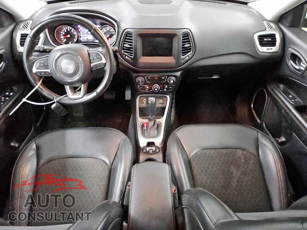 JEEP COMPASS 2018 - 3C4NJCBB0JT193547