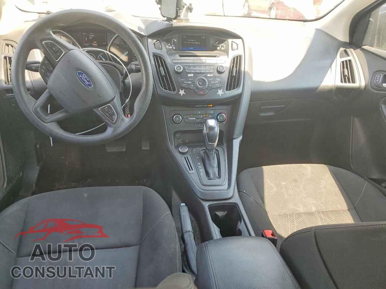 FORD FOCUS 2015 - 1FADP3F21FL313840