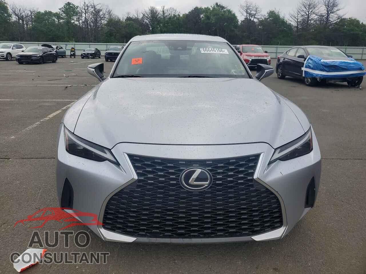 LEXUS IS 2021 - JTHA81F20M5047371