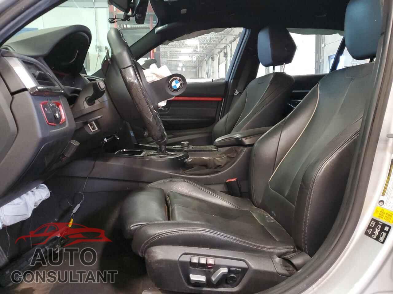 BMW 3 SERIES 2016 - WBA8E3C59GK504099