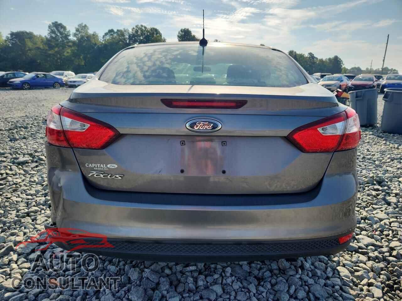 FORD FOCUS 2012 - 1FAHP3E22CL282208