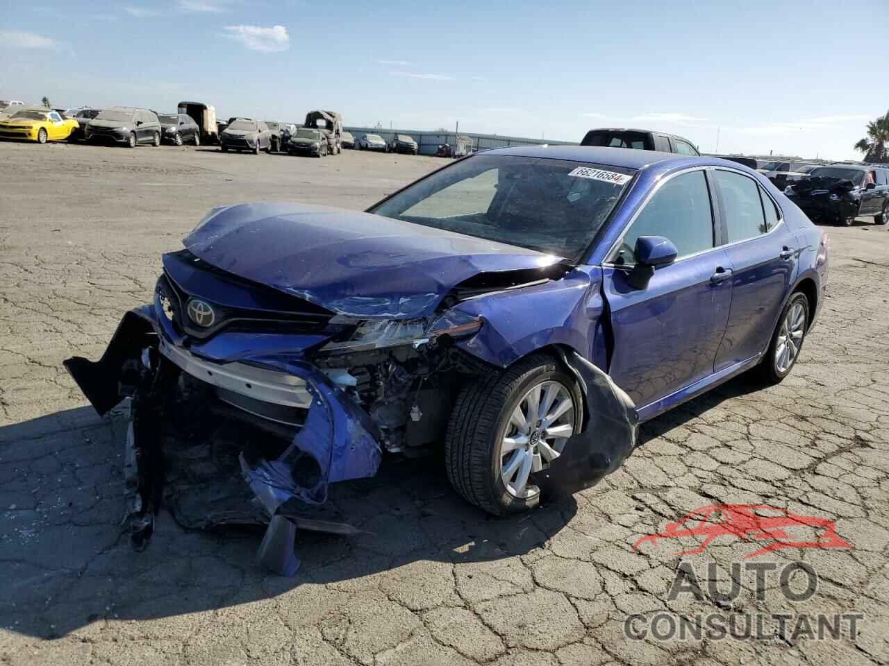 TOYOTA CAMRY 2018 - 4T1B11HK6JU563285