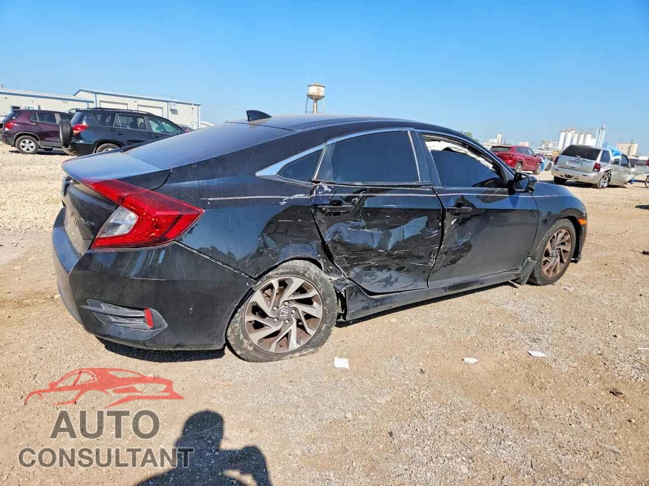 HONDA CIVIC 2018 - 2HGFC2F88JH596550
