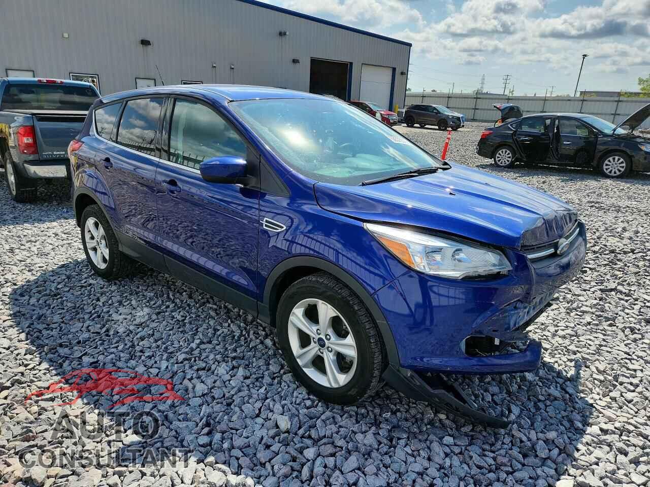 FORD ESCAPE 2015 - 1FMCU9GX3FUC57739