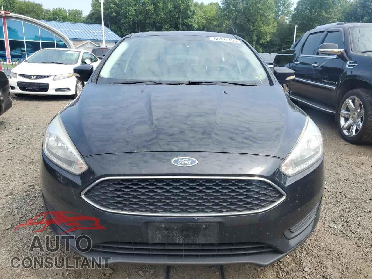 FORD FOCUS 2017 - 1FADP3K20HL334879