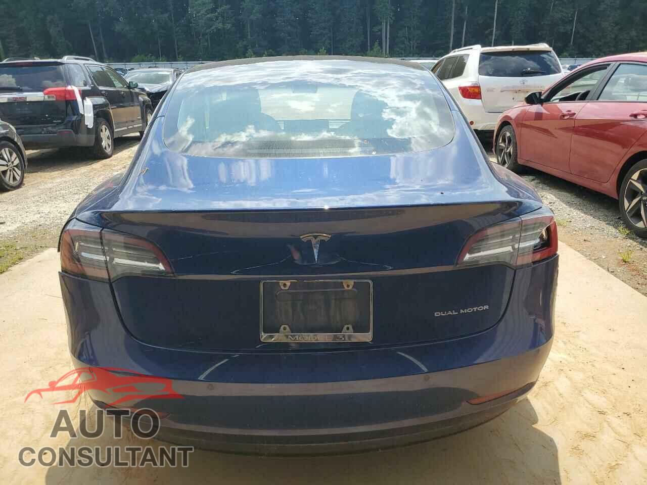 TESLA MODEL 3 2018 - 5YJ3E1EB5JF147741