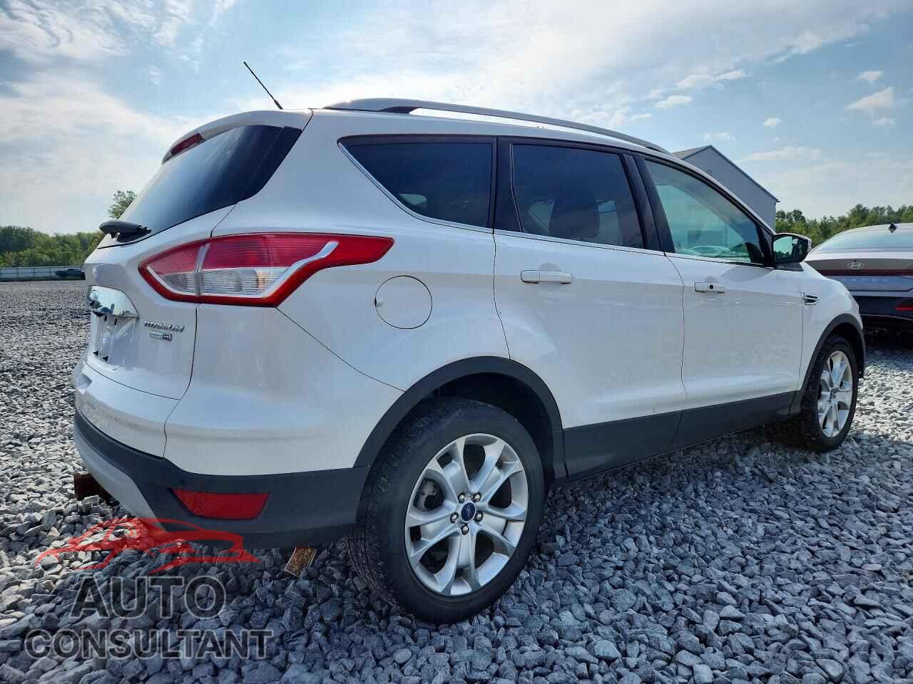FORD ESCAPE 2016 - 1FMCU9J91GUB11058