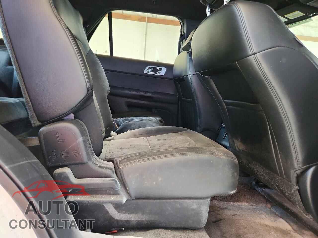 FORD EXPLORER 2017 - 1FM5K7D80HGC03056