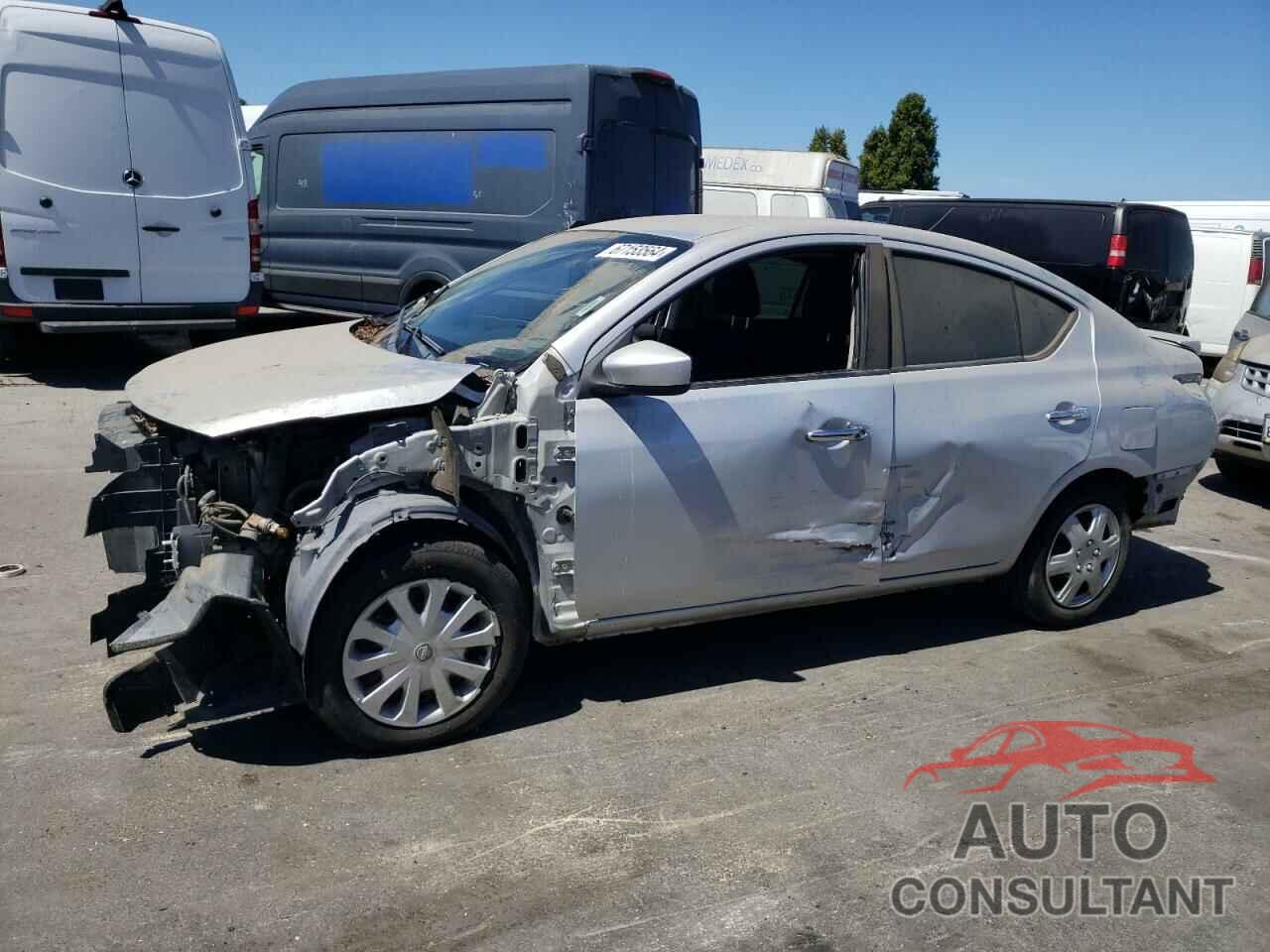 NISSAN VERSA 2017 - 3N1CN7AP6HL814299