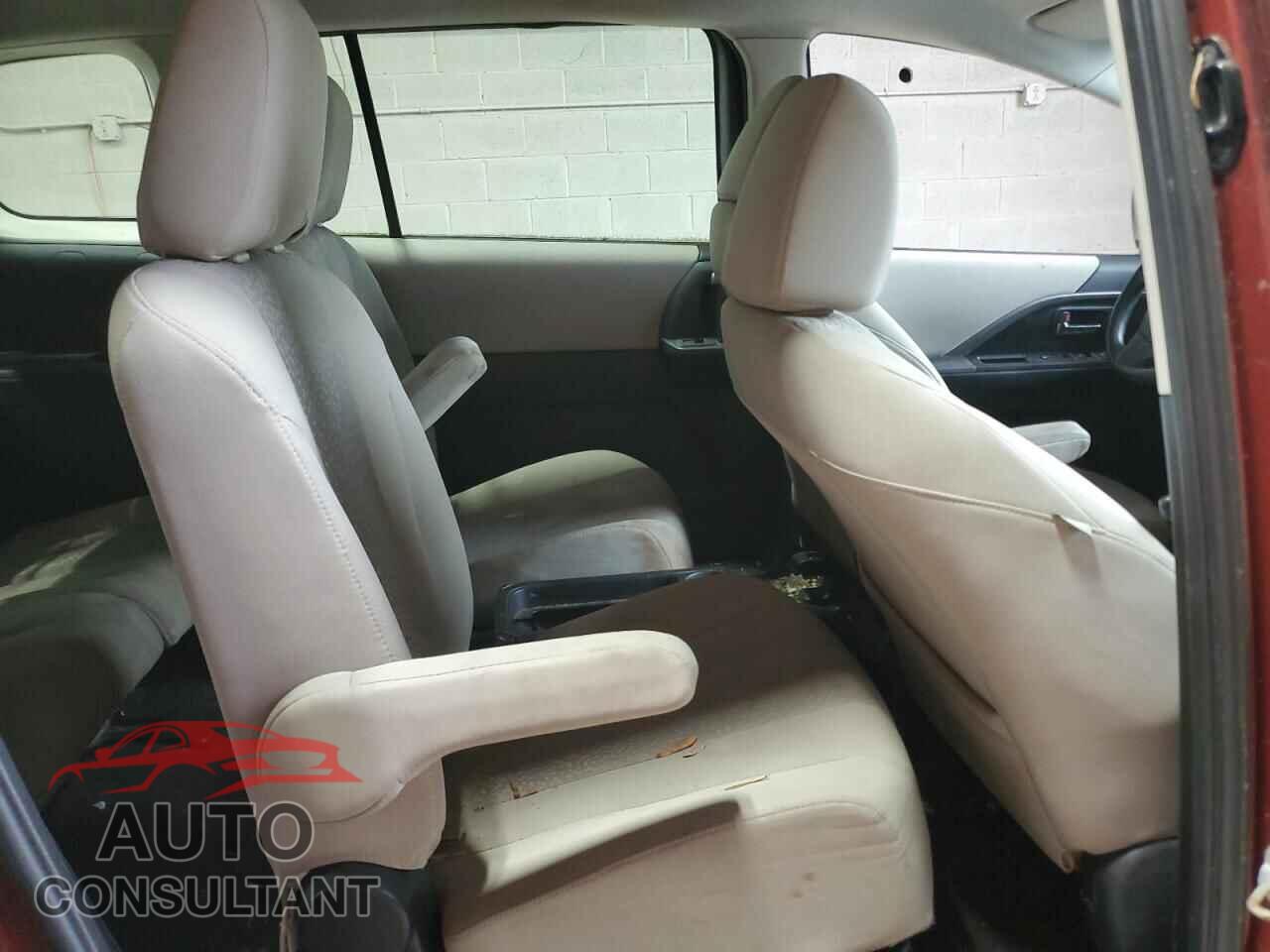 MAZDA 5 2012 - JM1CW2BLXC0105101