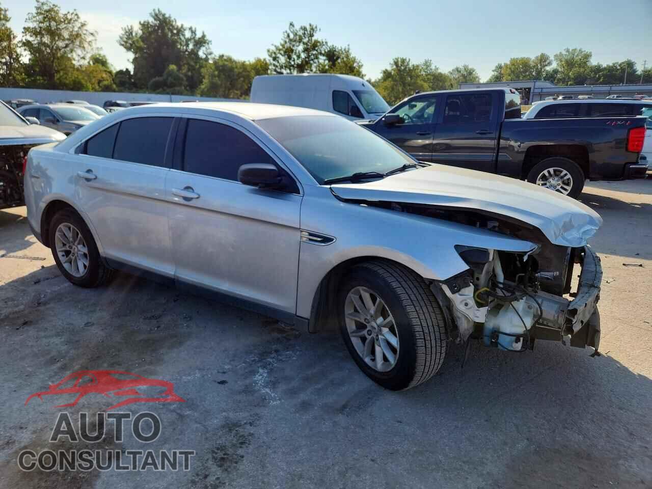 FORD TAURUS 2015 - 1FAHP2D8XFG119545