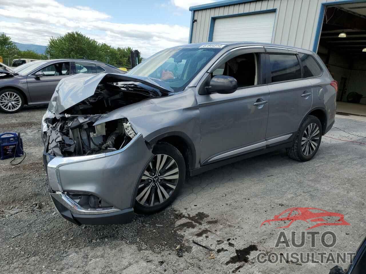 MITSUBISHI OUTLANDER 2019 - JA4AD2A35KZ050821
