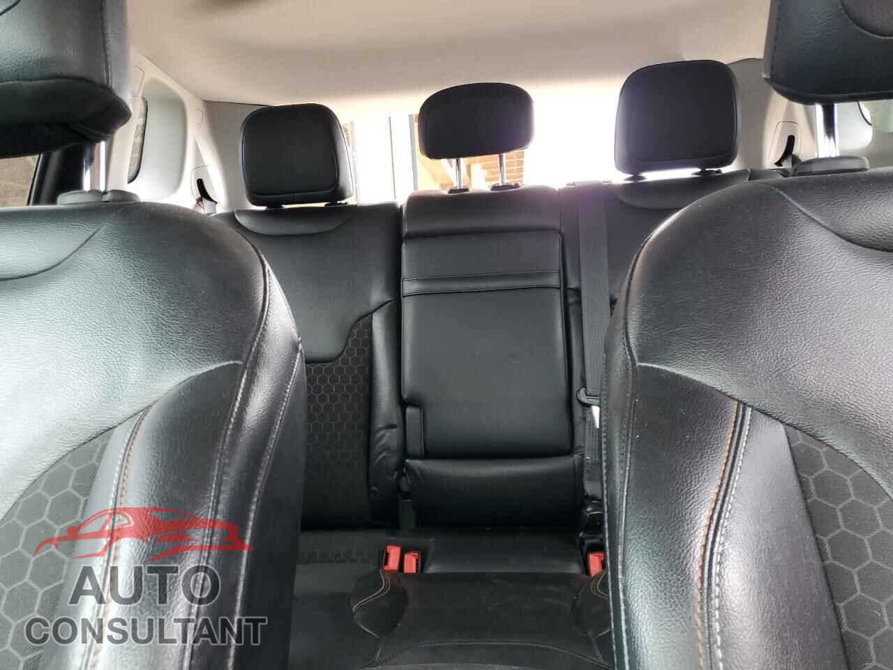 JEEP COMPASS 2018 - 3C4NJCBB6JT227023