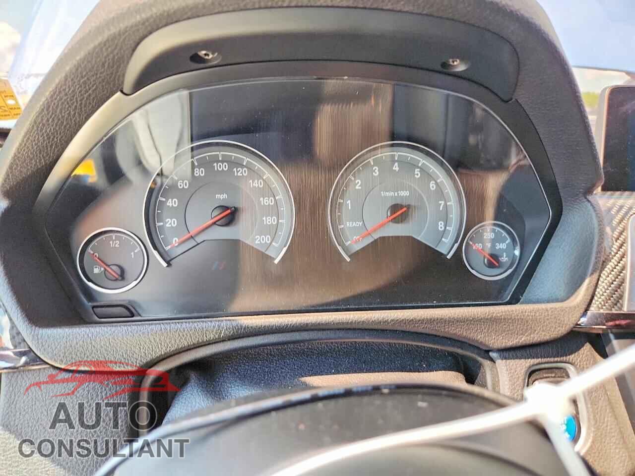 BMW M4 2017 - WBS3R9C31HK710076