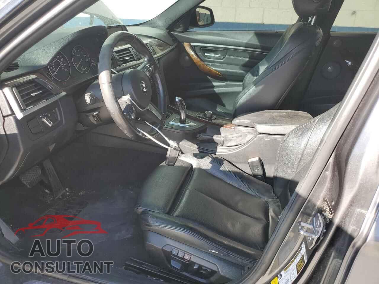 BMW 3 SERIES 2013 - WBA3B9C57DF585694