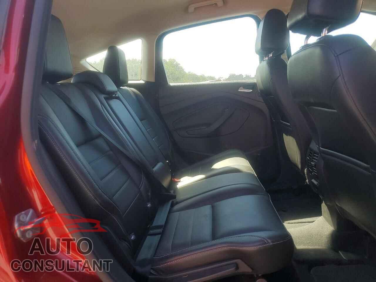 FORD CMAX 2015 - 1FADP5BU1FL111180