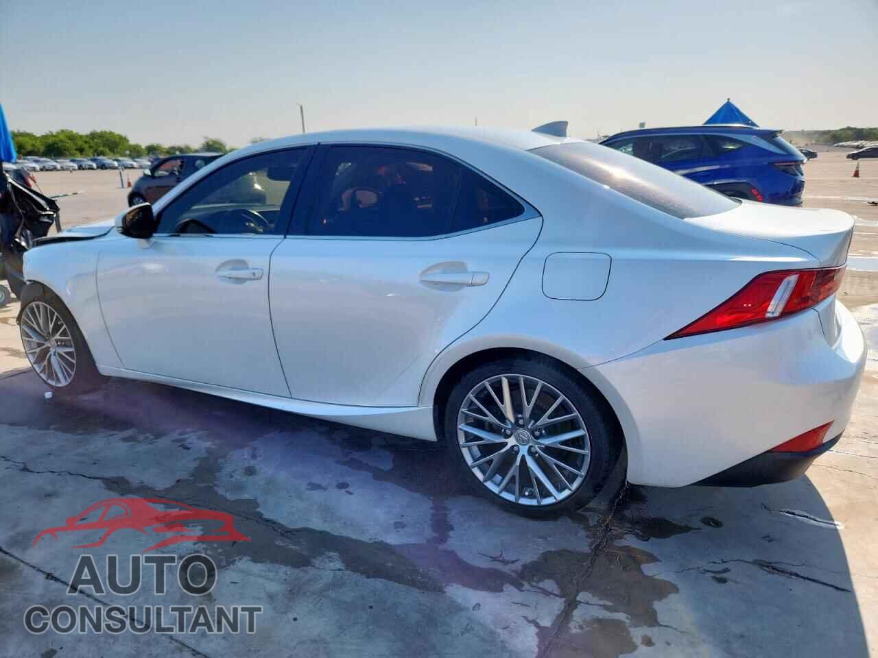 LEXUS IS 2016 - JTHBA1D2XG5013289