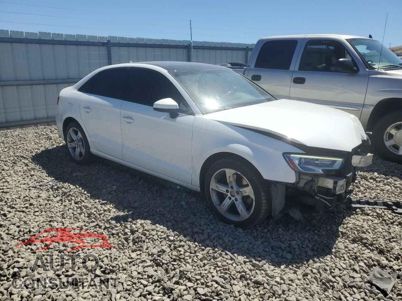 AUDI A3 2018 - WAUB8GFF2J1014724