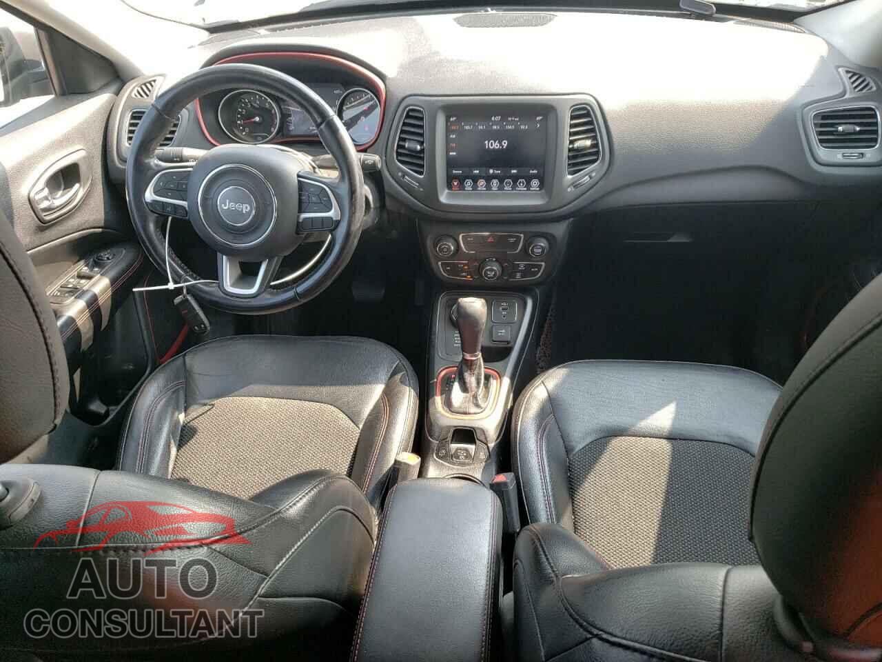 JEEP COMPASS 2020 - 3C4NJDDB9LT171438