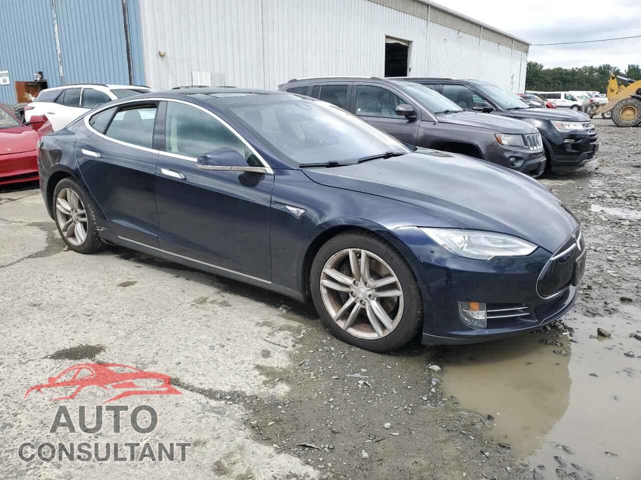TESLA MODEL S 2015 - 5YJSA1H2XFFP78687