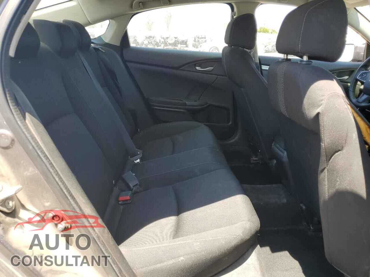 HONDA CIVIC 2017 - 2HGFC2F55HH548469