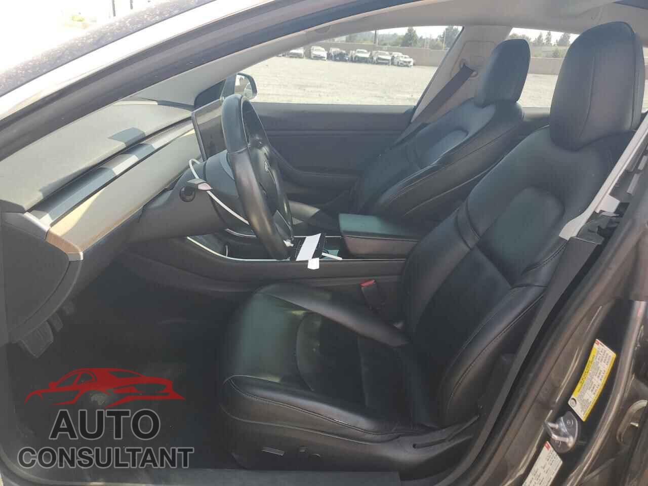 TESLA MODEL 3 2018 - 5YJ3E1EA2JF009484