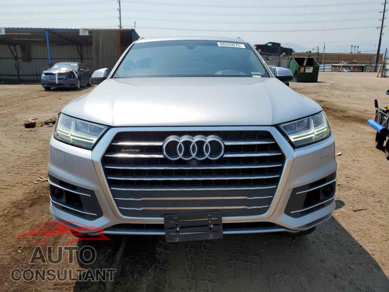 AUDI Q7 2017 - WA1VAAF74HD036706