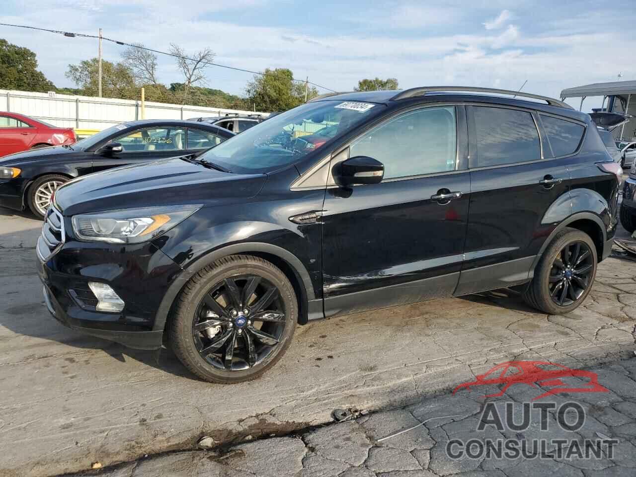 FORD ESCAPE 2017 - 1FMCU0J94HUD48933