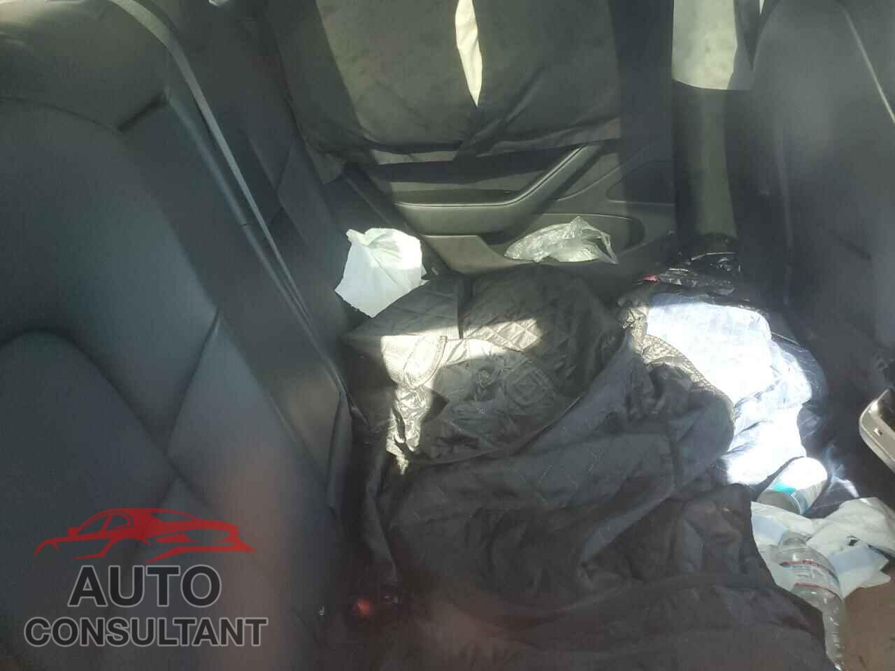 TESLA MODEL 3 2018 - 5YJ3E1EA4JF003265
