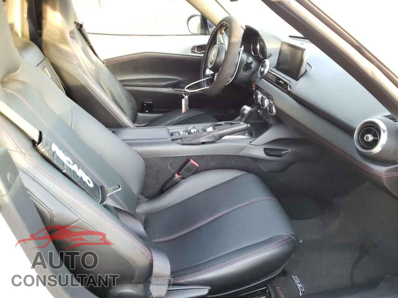 MAZDA MX5 2018 - JM1NDAM7XJ0202160
