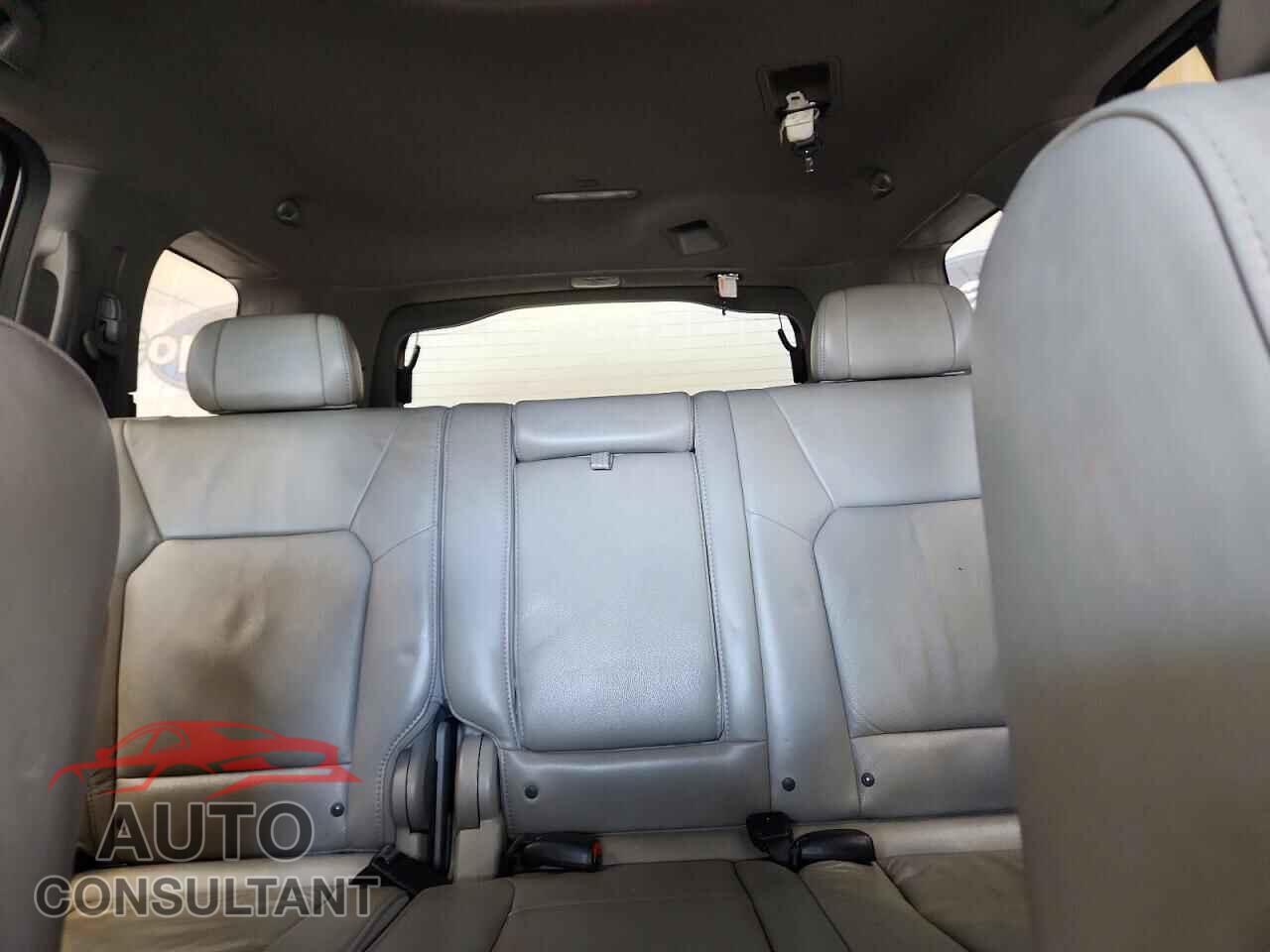 HONDA PILOT 2011 - 5FNYF3H56BB014962