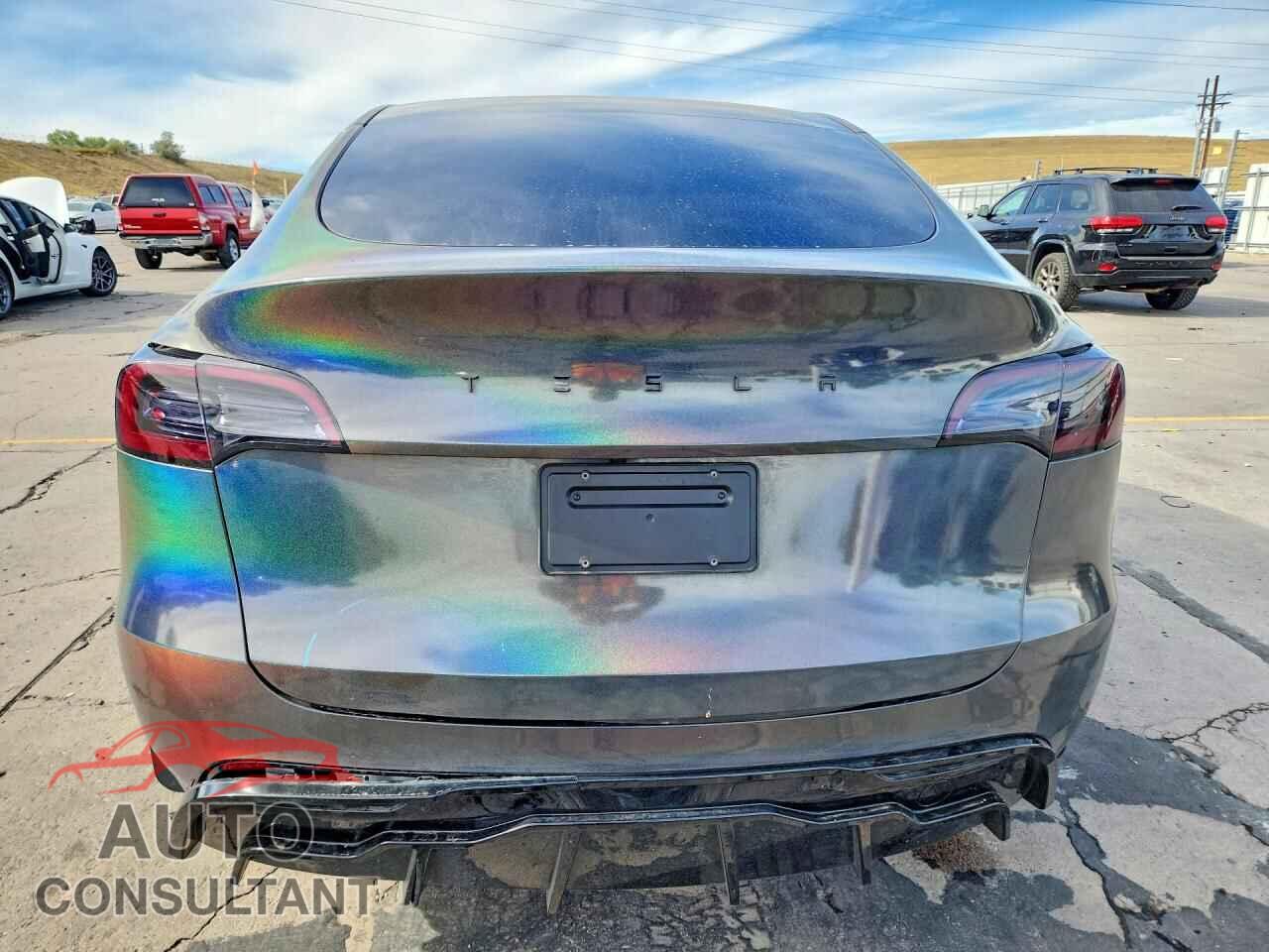 TESLA MODEL Y 2023 - 7SAYGDEEXPF706952