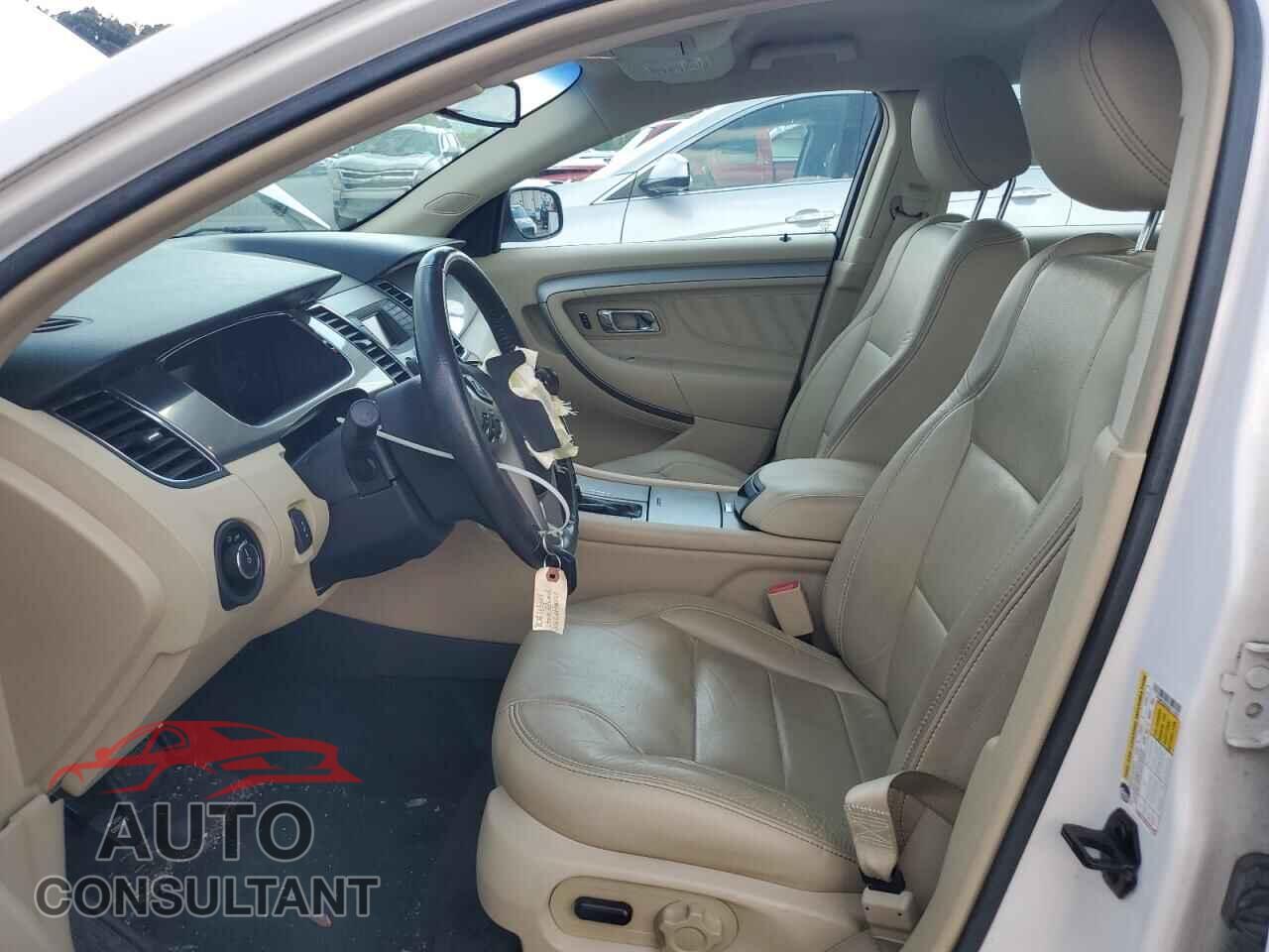 FORD TAURUS 2016 - 1FAHP2E83GG131097