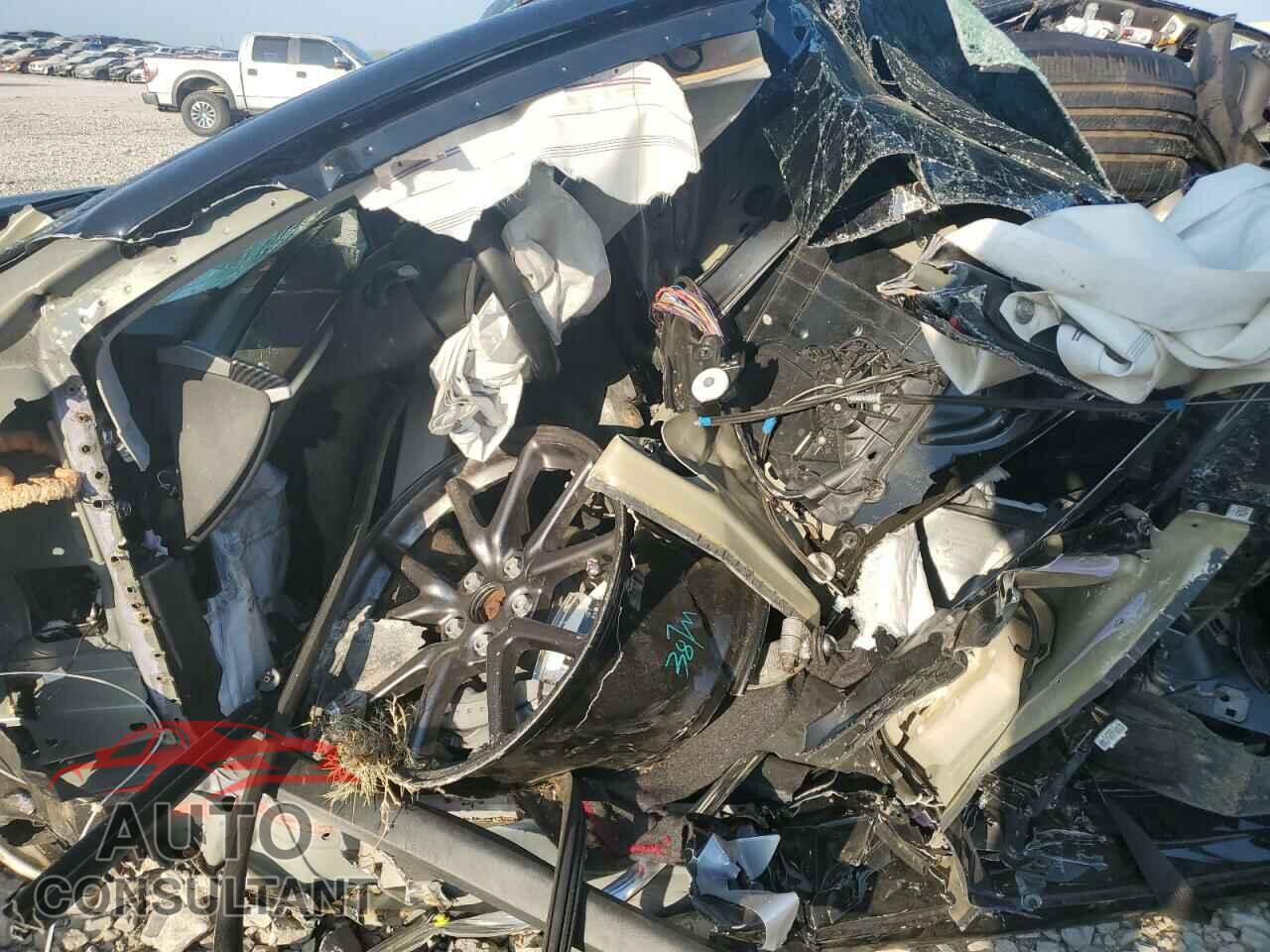 TESLA MODEL 3 2018 - 5YJ3E1EB3JF182469