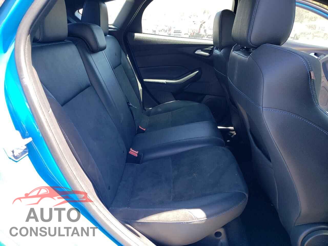 FORD FOCUS 2017 - WF0DP3TH2H4123235